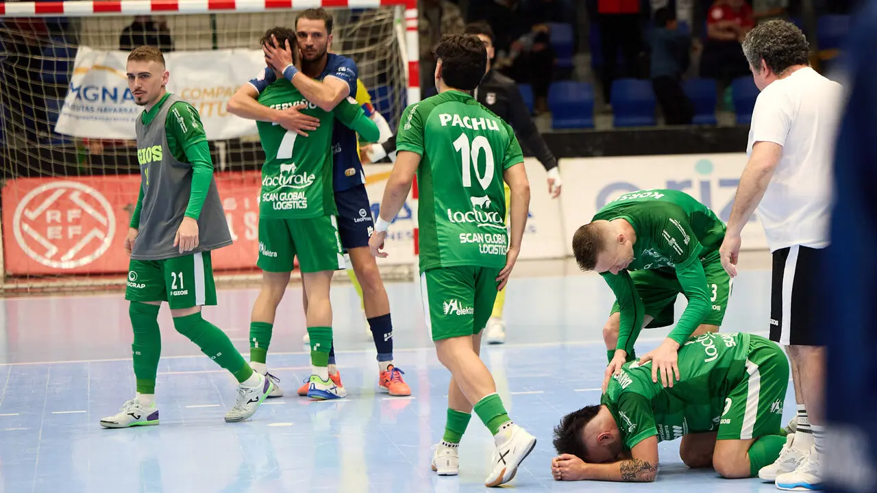 Partido de la Primera Divisi&oacute;n de F&uacute;tbol Sala entre Osasuna Magna Xota y C&oacute;rdoba Patrimonio de la Humanidad disputado en el pabell&oacute;n Anaitasuna. I&Ntilde;IGO ALZUGARAY