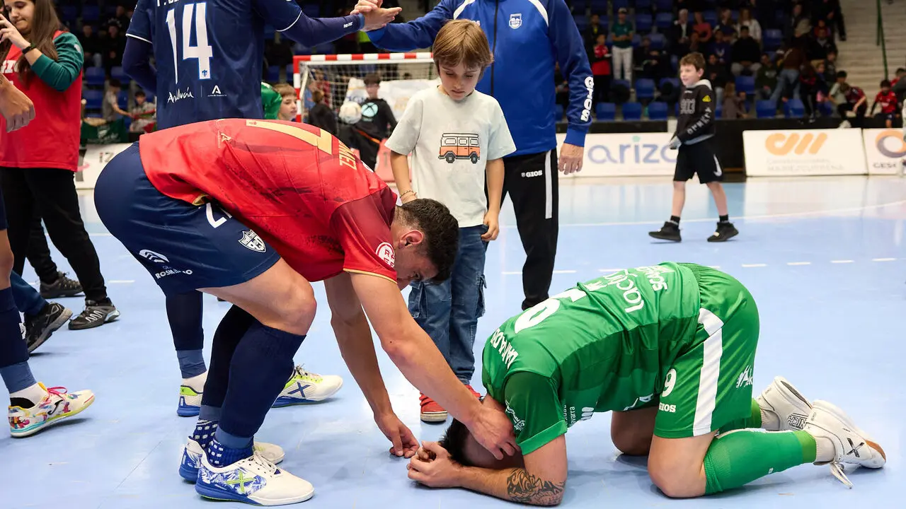Partido de la Primera Divisi&oacute;n de F&uacute;tbol Sala entre Osasuna Magna Xota y C&oacute;rdoba Patrimonio de la Humanidad disputado en el pabell&oacute;n Anaitasuna. I&Ntilde;IGO ALZUGARAY
