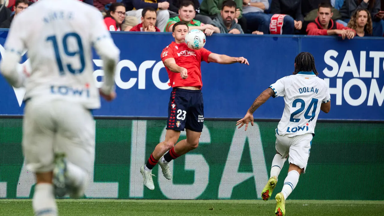Partido de La Liga EA Sports entre CA Osasuna y RCD Espanyol disputado en el estadio de El Sadar en Pamplona. I&Ntilde;IGO ALZUGARAY