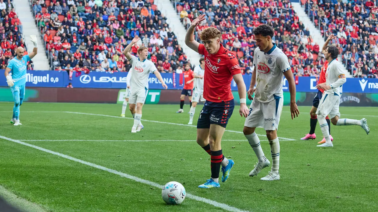 Partido de La Liga EA Sports entre CA Osasuna y RCD Espanyol disputado en el estadio de El Sadar en Pamplona. I&Ntilde;IGO ALZUGARAY