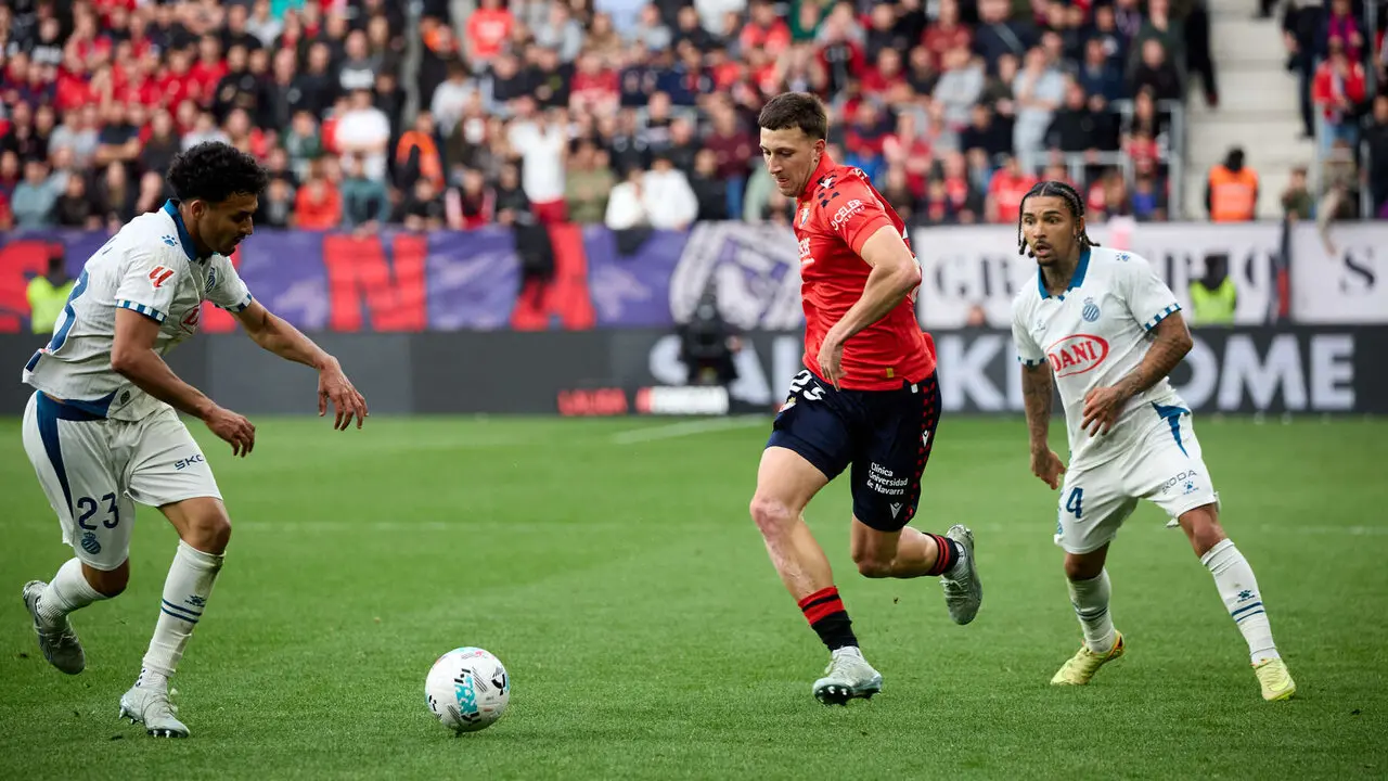 Partido de La Liga EA Sports entre CA Osasuna y RCD Espanyol disputado en el estadio de El Sadar en Pamplona. I&Ntilde;IGO ALZUGARAY
