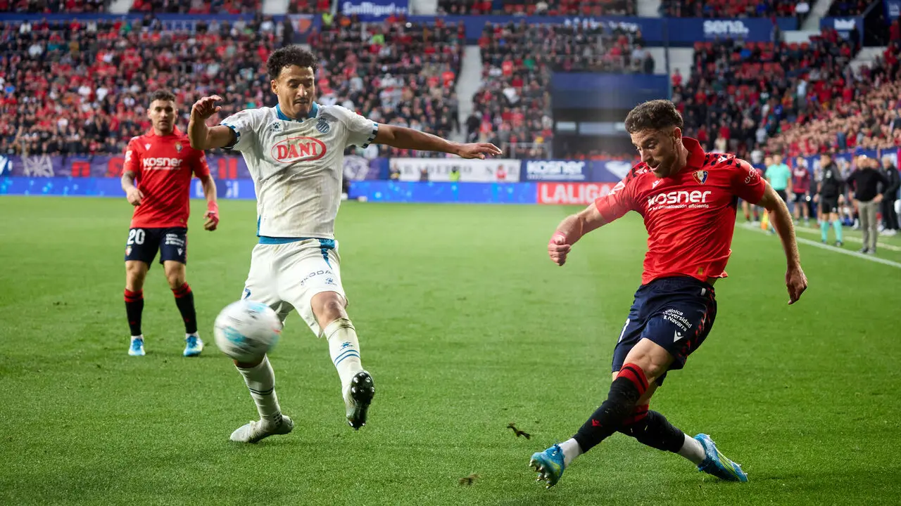 Partido de La Liga EA Sports entre CA Osasuna y RCD Espanyol disputado en el estadio de El Sadar en Pamplona. I&Ntilde;IGO ALZUGARAY