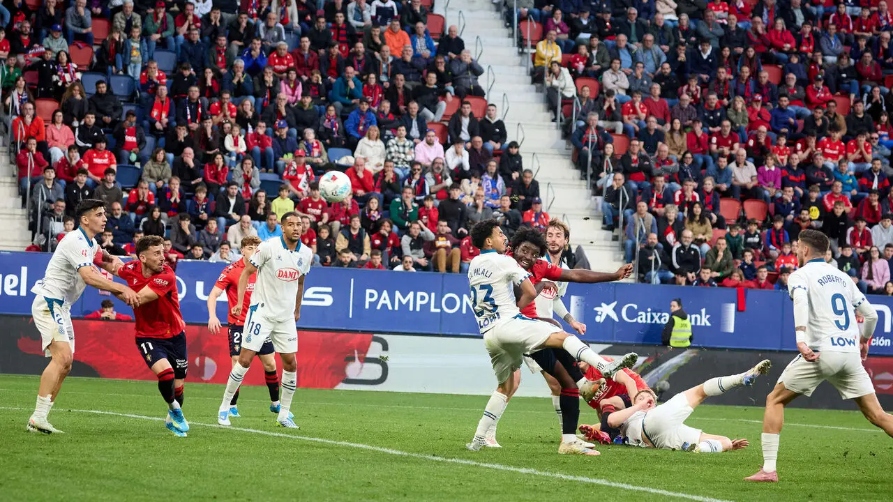 Partido de La Liga EA Sports entre CA Osasuna y RCD Espanyol disputado en el estadio de El Sadar en Pamplona. I&Ntilde;IGO ALZUGARAY