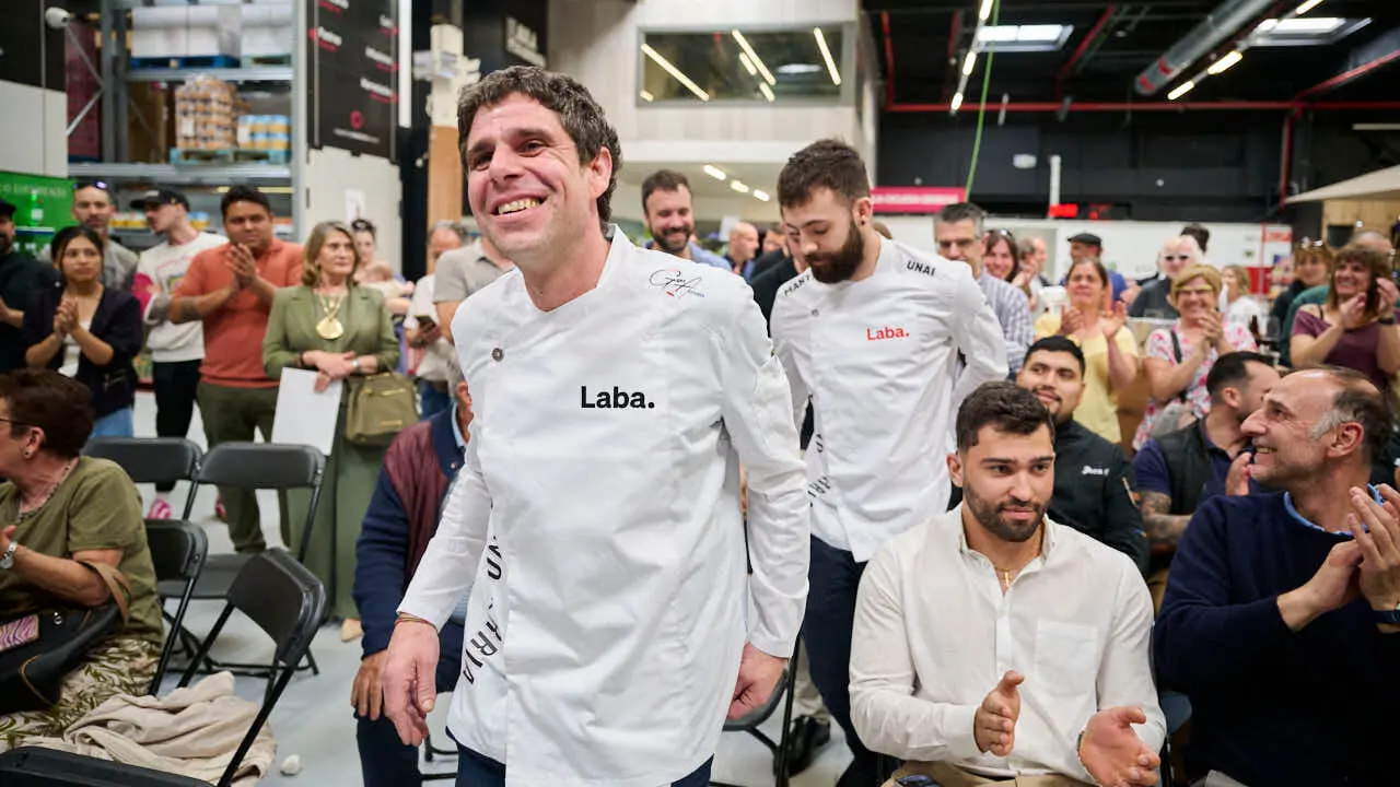 Fallo del concurso y entrega de diplomas de la IX Semana de la Croqueta de Navarra. PABLO LASAOSA