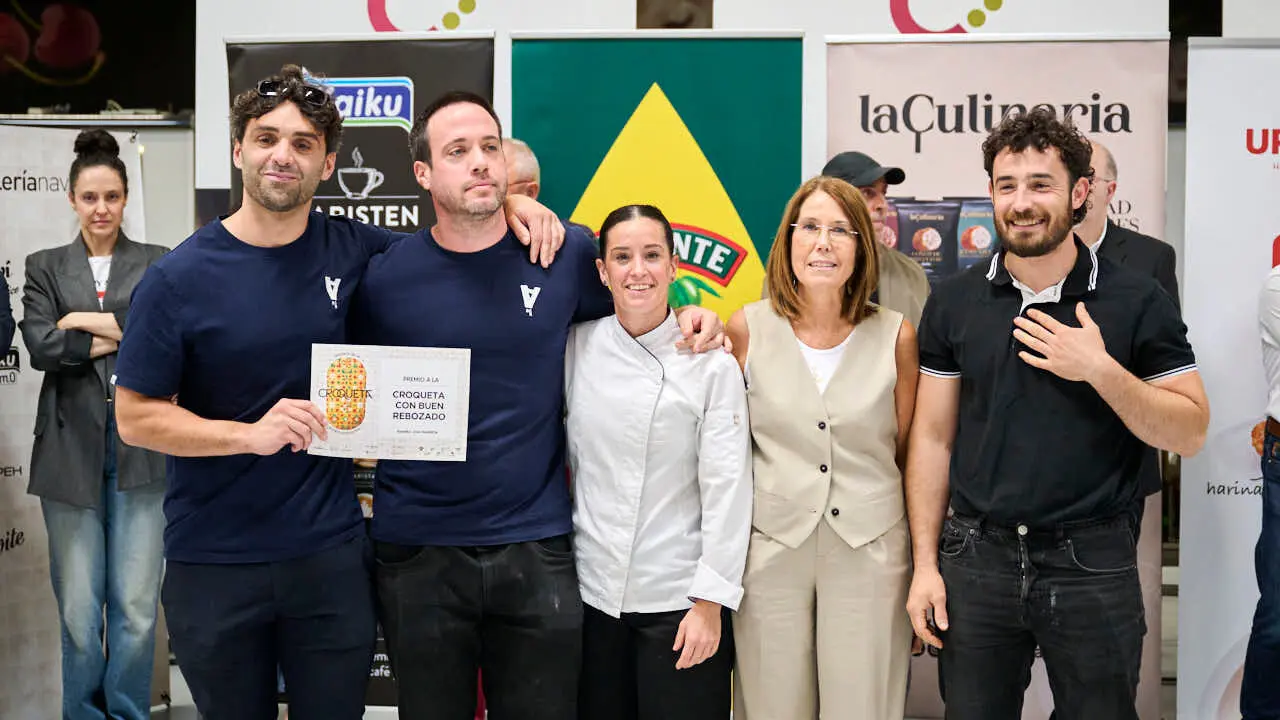 Fallo del concurso y entrega de diplomas de la IX Semana de la Croqueta de Navarra. PABLO LASAOSA