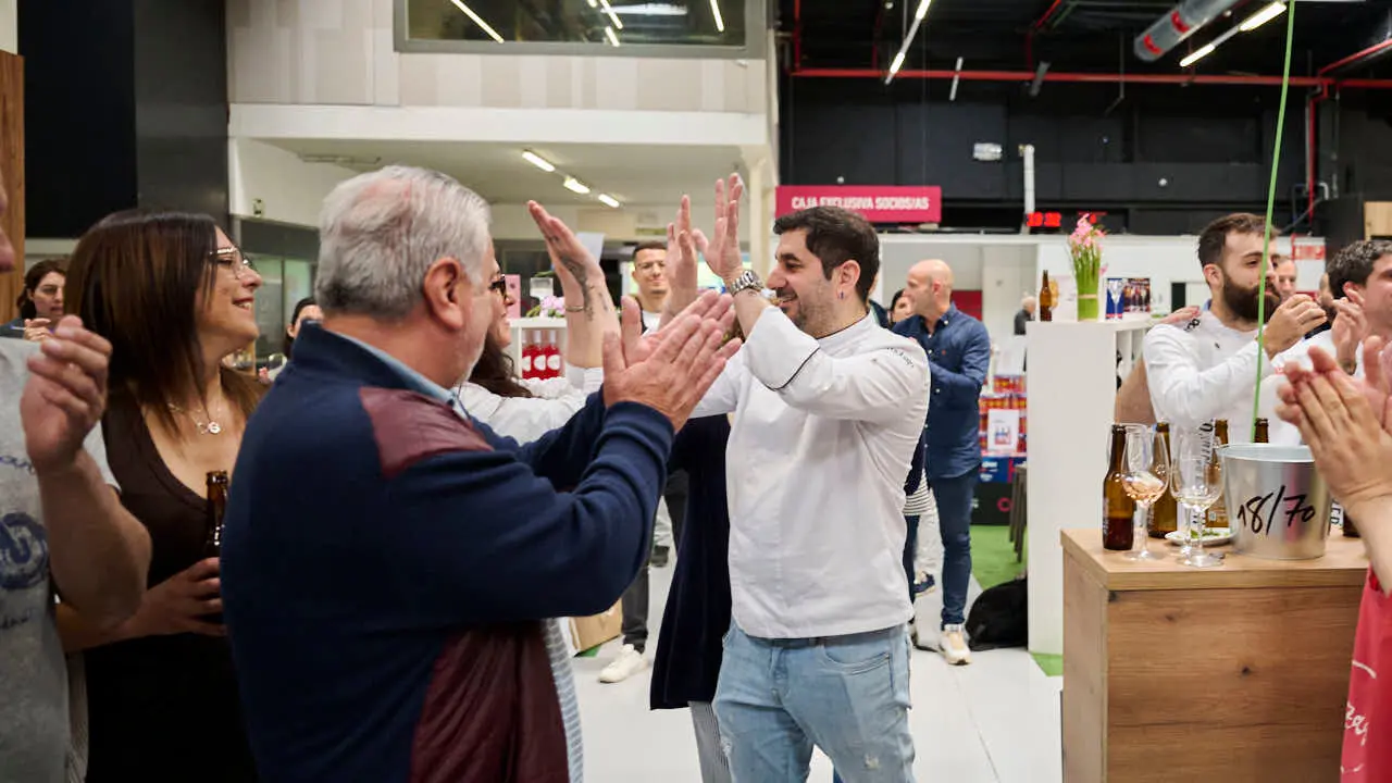 Fallo del concurso y entrega de diplomas de la IX Semana de la Croqueta de Navarra. PABLO LASAOSA