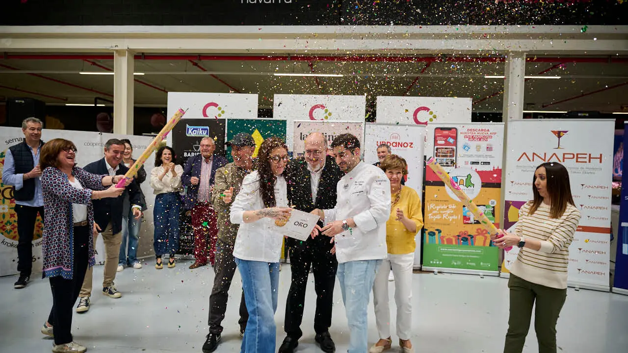 Fallo del concurso y entrega de diplomas de la IX Semana de la Croqueta de Navarra. PABLO LASAOSA
