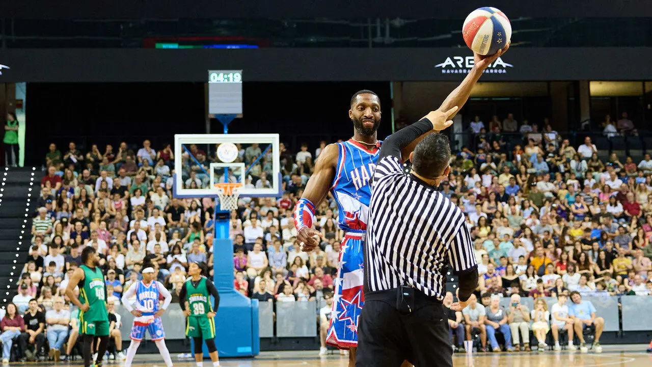 Gira del Centenario de los Harlem Globetrotters en el pabell&oacute;n Navarra Arena de Pamplona. I&Ntilde;IGO ALZUGARAY