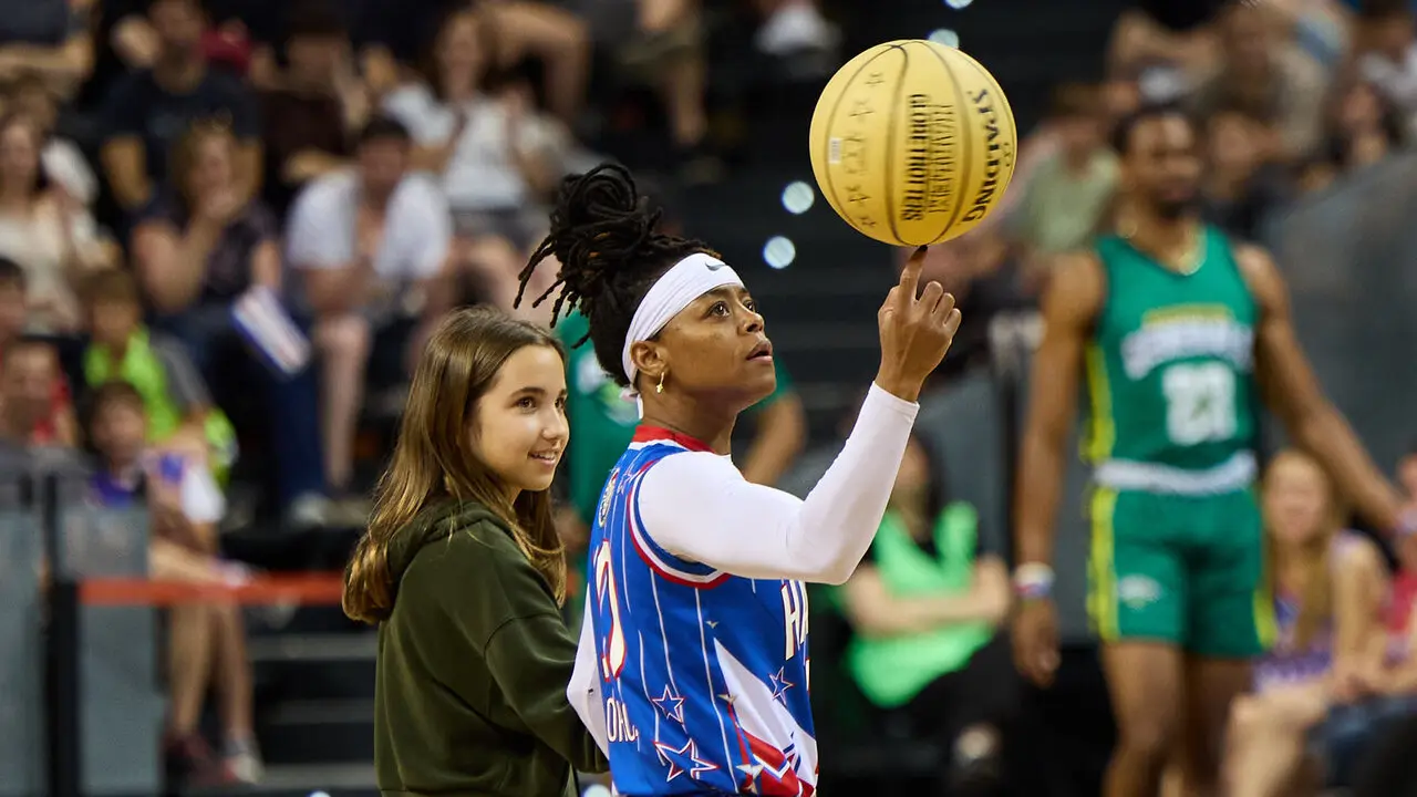 Gira del Centenario de los Harlem Globetrotters en el pabell&oacute;n Navarra Arena de Pamplona. I&Ntilde;IGO ALZUGARAY