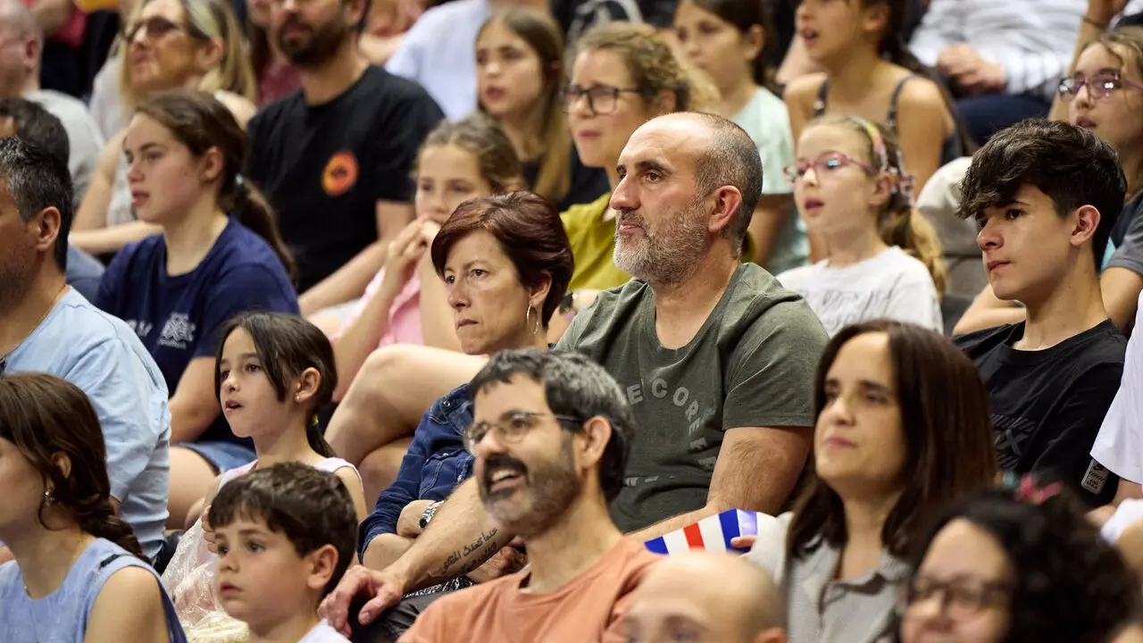 Gira del Centenario de los Harlem Globetrotters en el pabell&oacute;n Navarra Arena de Pamplona. I&Ntilde;IGO ALZUGARAY