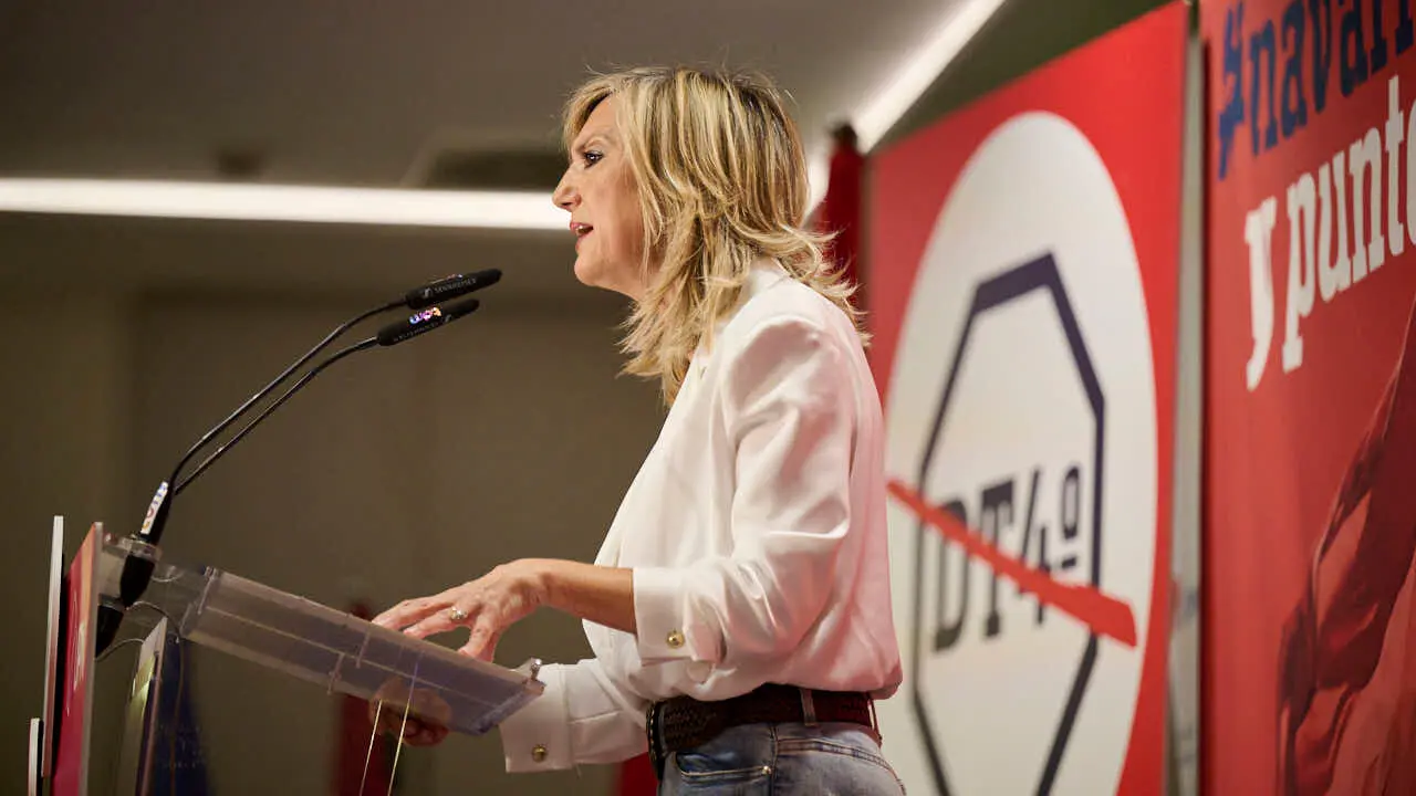 La presidenta de UPN, Cristina Ibarrola, interviene en la asamblea general anual de afiliados del partido. PABLO LASAOSA