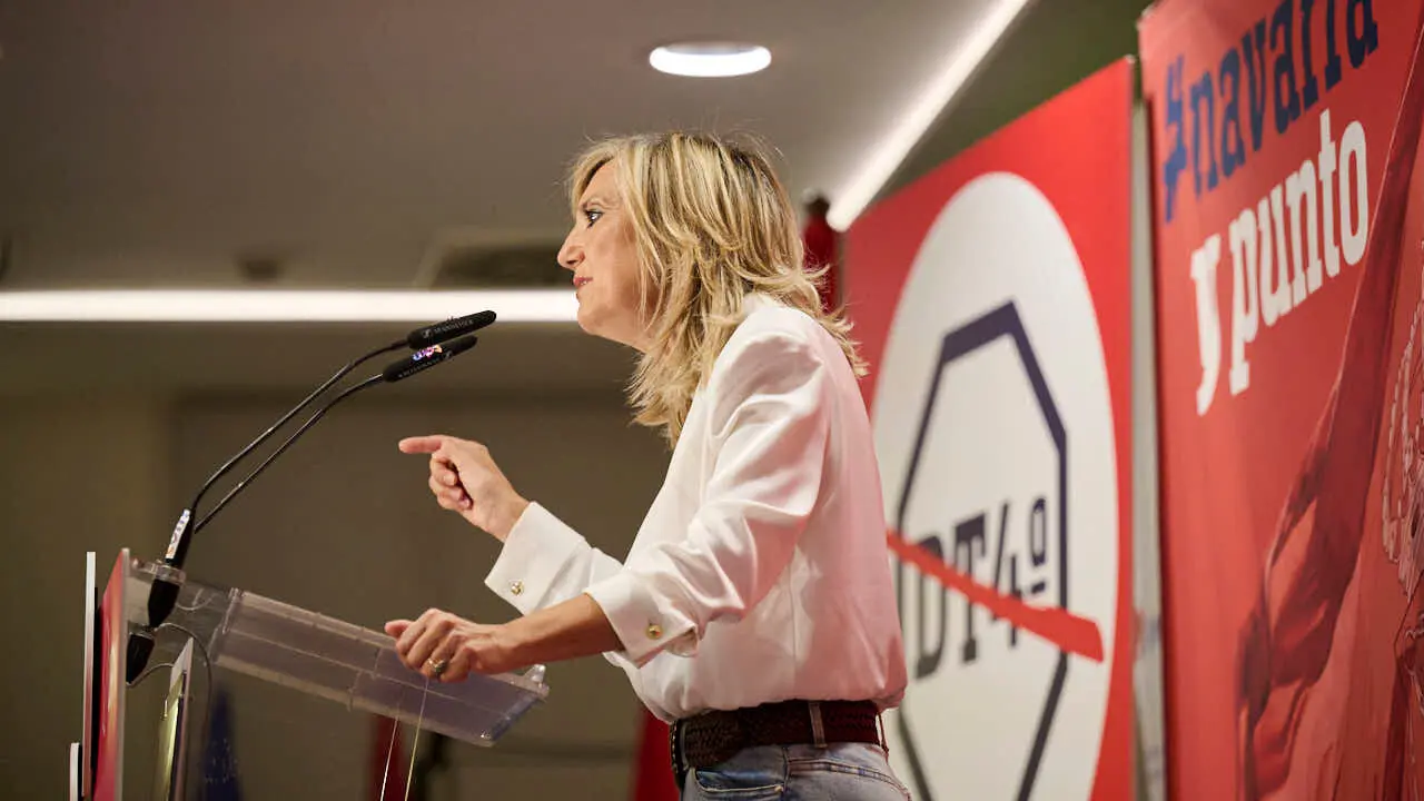 La presidenta de UPN, Cristina Ibarrola, interviene en la asamblea general anual de afiliados del partido. PABLO LASAOSA