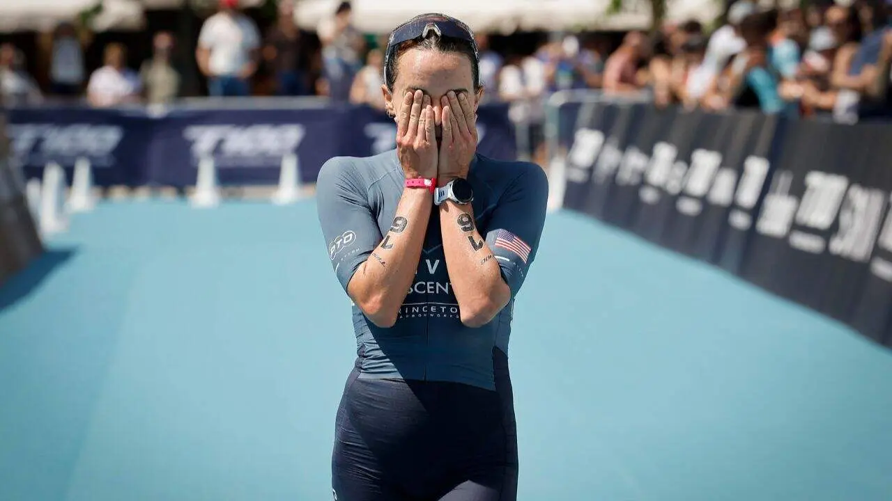 Prueba internacional Spain T100 Triathlon Pamplona Navarra. EFE VILLAR L&Oacute;PEZ