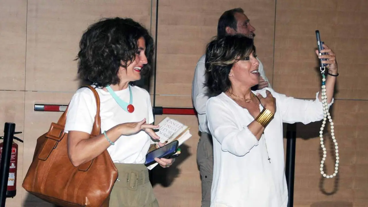 Sonsoles &Oacute;nega presenta en Cascante su libro Llevar&aacute; tu nombre. AMAYA LUQUI (1)