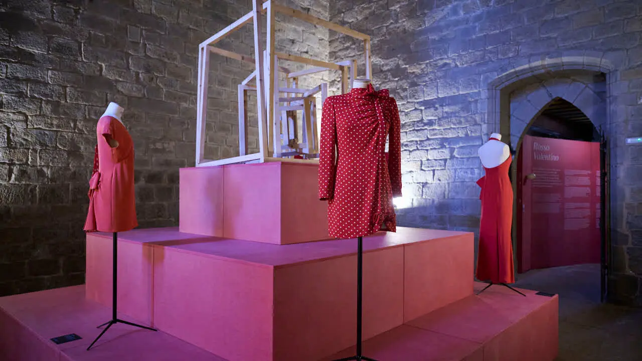 Presentaci&oacute;n a los medios de la exposici&oacute;n 'In&eacute;dito Valentino', que presentar&aacute;, por vez primera, grandes obras de alta costura, nunca antes expuestas, del dise&ntilde;ador, recientemente fallecido, Valentino Garavani. PABLO LASAOSA