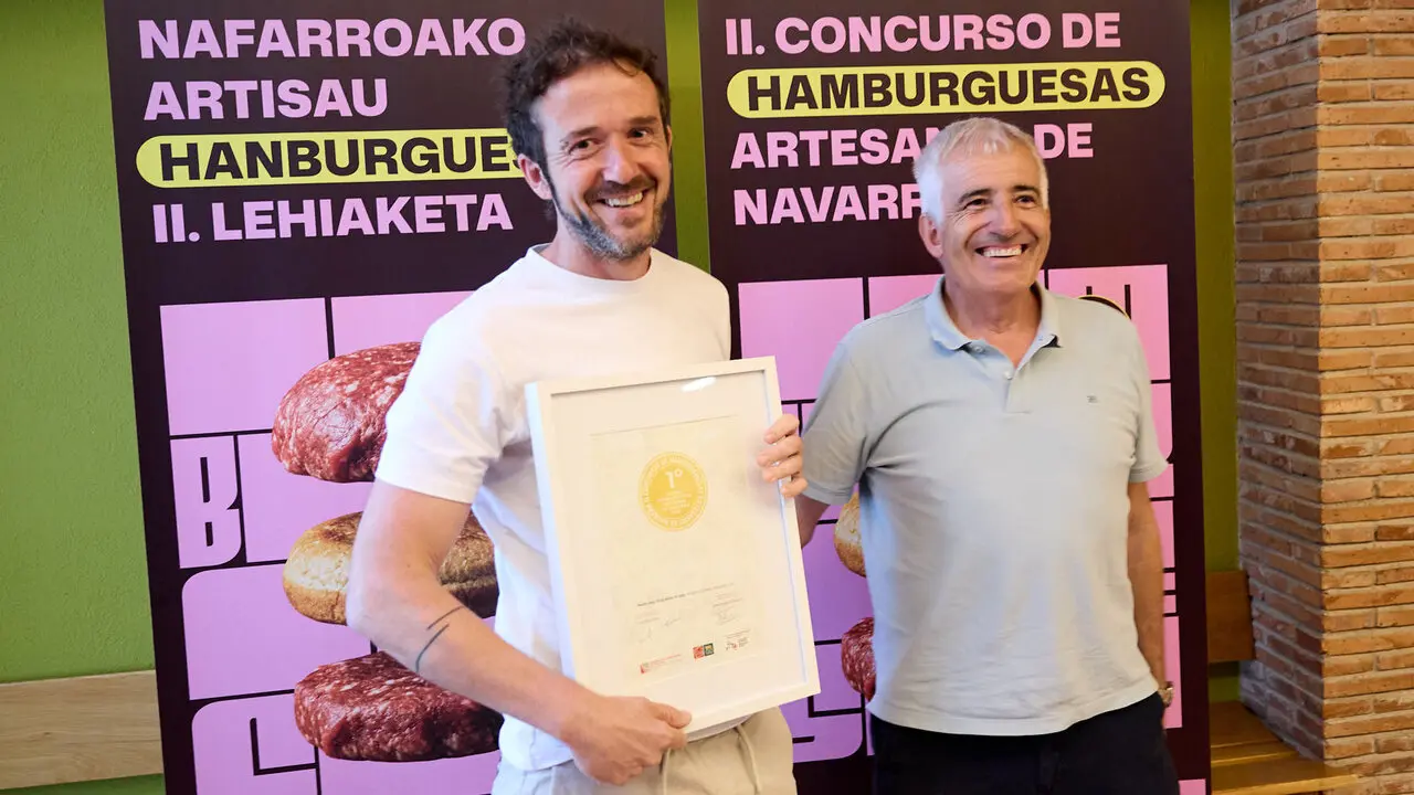 Entrega los premios del II Concurso de Hamburguesas Artesanas de Navarra. I&Ntilde;IGO ALZUGARAY
