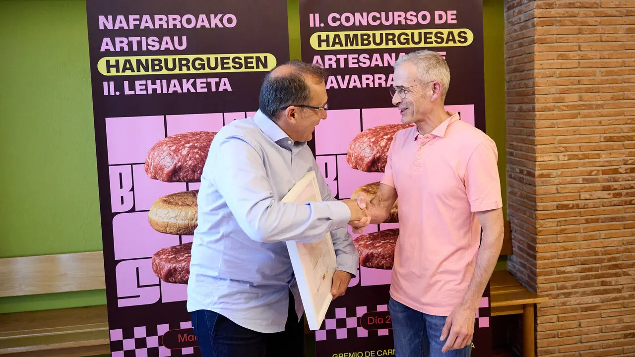 Entrega los premios del II Concurso de Hamburguesas Artesanas de Navarra. I&Ntilde;IGO ALZUGARAY