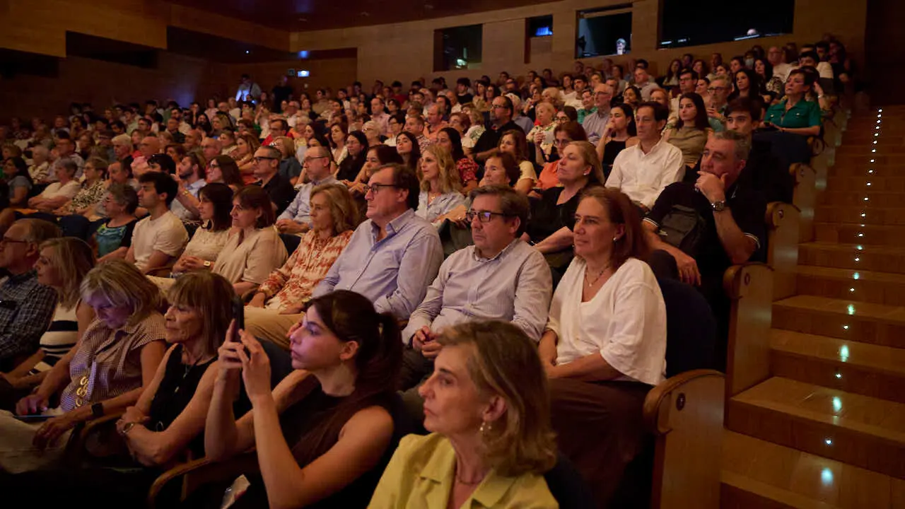 Estreno del documental 'Los nietos del silencio' , que narra el testimonio de tres nietos de v&iacute;ctimas mortales de ETA, seguido de una mesa redonda con los protagonistas del documental y el equipo del proyecto. PABLO LASAOSA