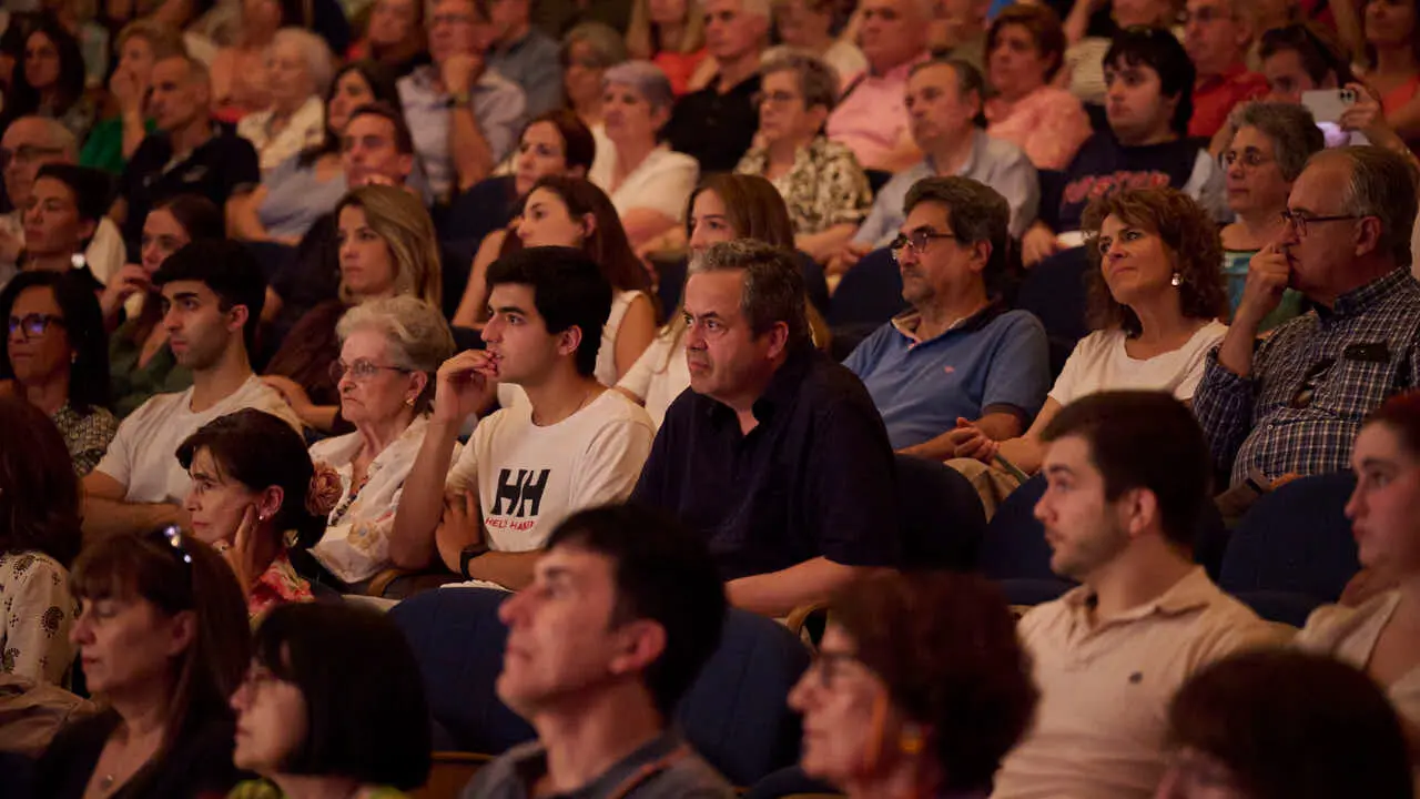 Estreno del documental 'Los nietos del silencio' , que narra el testimonio de tres nietos de v&iacute;ctimas mortales de ETA, seguido de una mesa redonda con los protagonistas del documental y el equipo del proyecto. PABLO LASAOSA