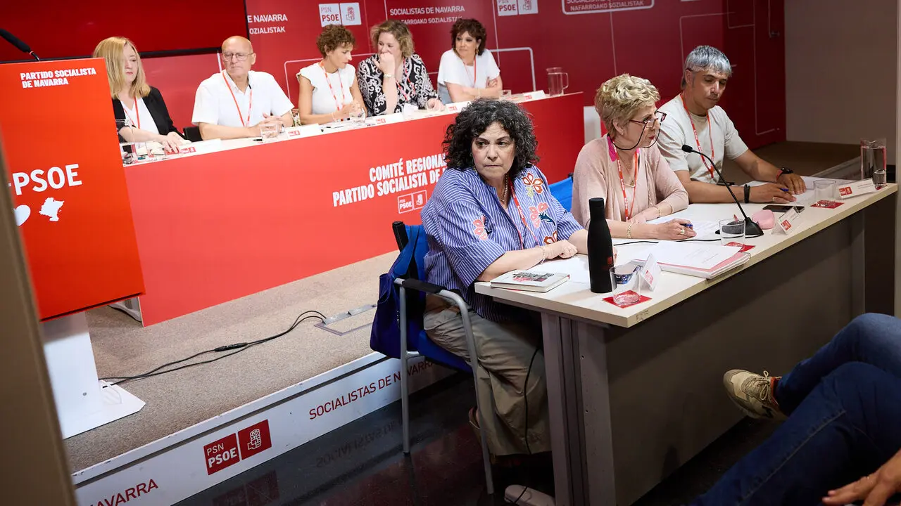 La secretaria general del PSN-PSOE, Mar&iacute;a Chivite, interviene en el Comit&eacute; Regional del partido. NAVARRA.COM