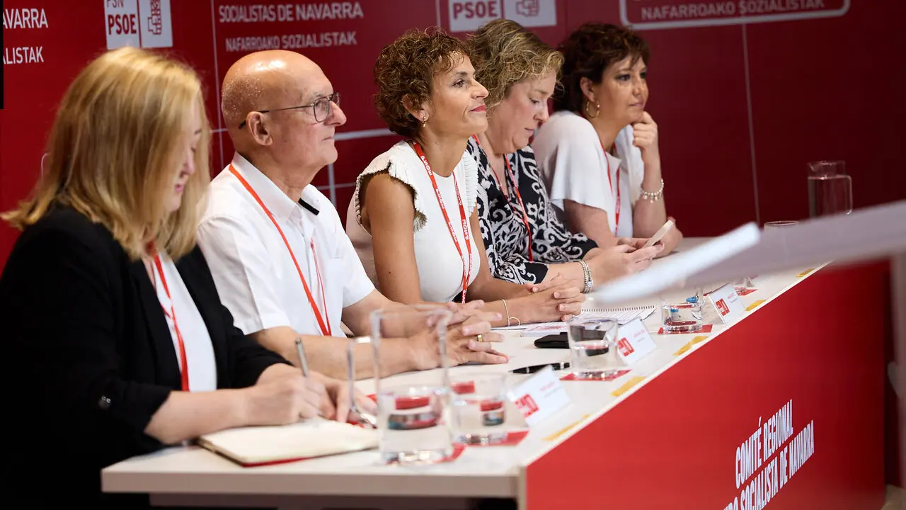La secretaria general del PSN-PSOE, Mar&iacute;a Chivite, interviene en el Comit&eacute; Regional del partido. NAVARRA.COM
