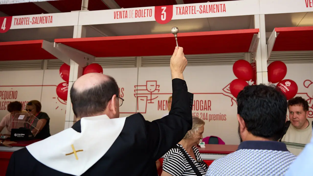 Inauguraci&oacute;n de la T&oacute;mbola de C&aacute;ritas 2026. I&Ntilde;IGO ALZUGARAY