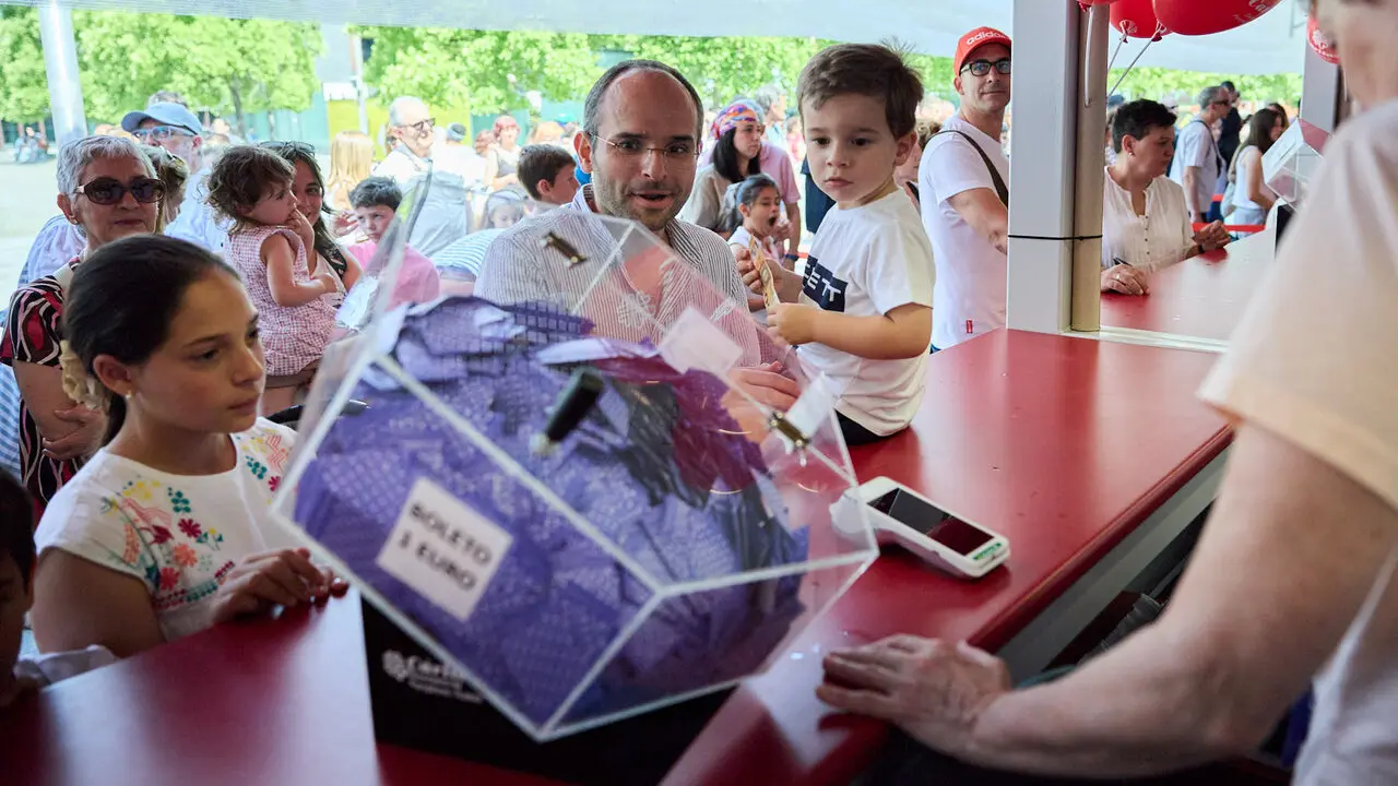 Inauguraci&oacute;n de la T&oacute;mbola de C&aacute;ritas 2026. I&Ntilde;IGO ALZUGARAY