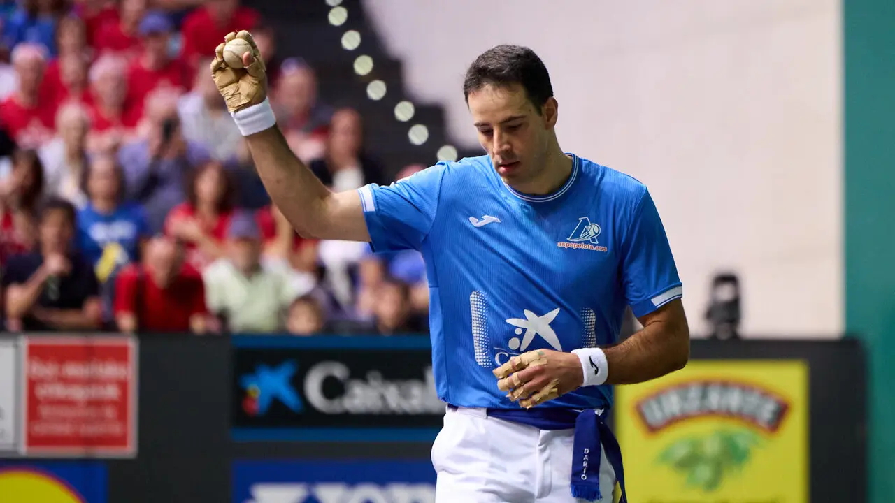 Final del Campeonato Manomanista de pelota vasca entre I&ntilde;aki Artola y Dar&iacute;o G&oacute;mez disputada en el pabell&oacute;n Navarra Arena de Pamplona. I&Ntilde;IGO ALZUGARAY