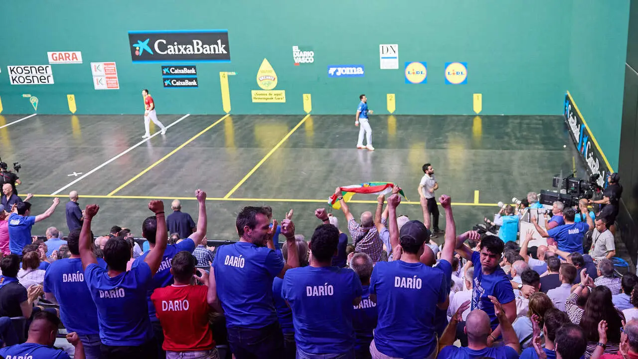 Final del Campeonato Manomanista de pelota vasca entre I&ntilde;aki Artola y Dar&iacute;o G&oacute;mez disputada en el pabell&oacute;n Navarra Arena de Pamplona. I&Ntilde;IGO ALZUGARAY