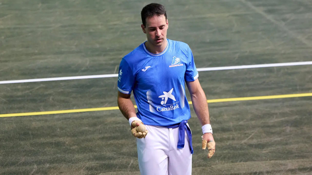 Final del Campeonato Manomanista de pelota vasca entre I&ntilde;aki Artola y Dar&iacute;o G&oacute;mez disputada en el pabell&oacute;n Navarra Arena de Pamplona. I&Ntilde;IGO ALZUGARAY