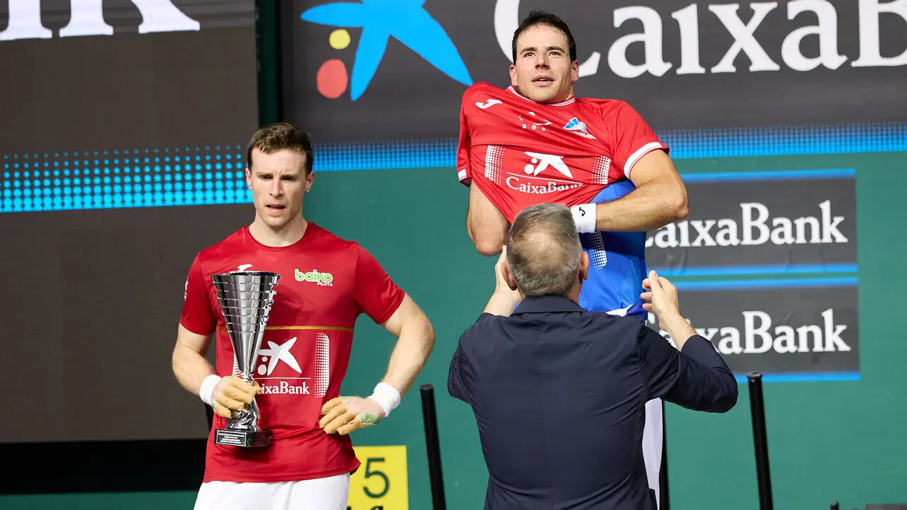 Final del Campeonato Manomanista de pelota vasca entre I&ntilde;aki Artola y Dar&iacute;o G&oacute;mez disputada en el pabell&oacute;n Navarra Arena de Pamplona. I&Ntilde;IGO ALZUGARAY