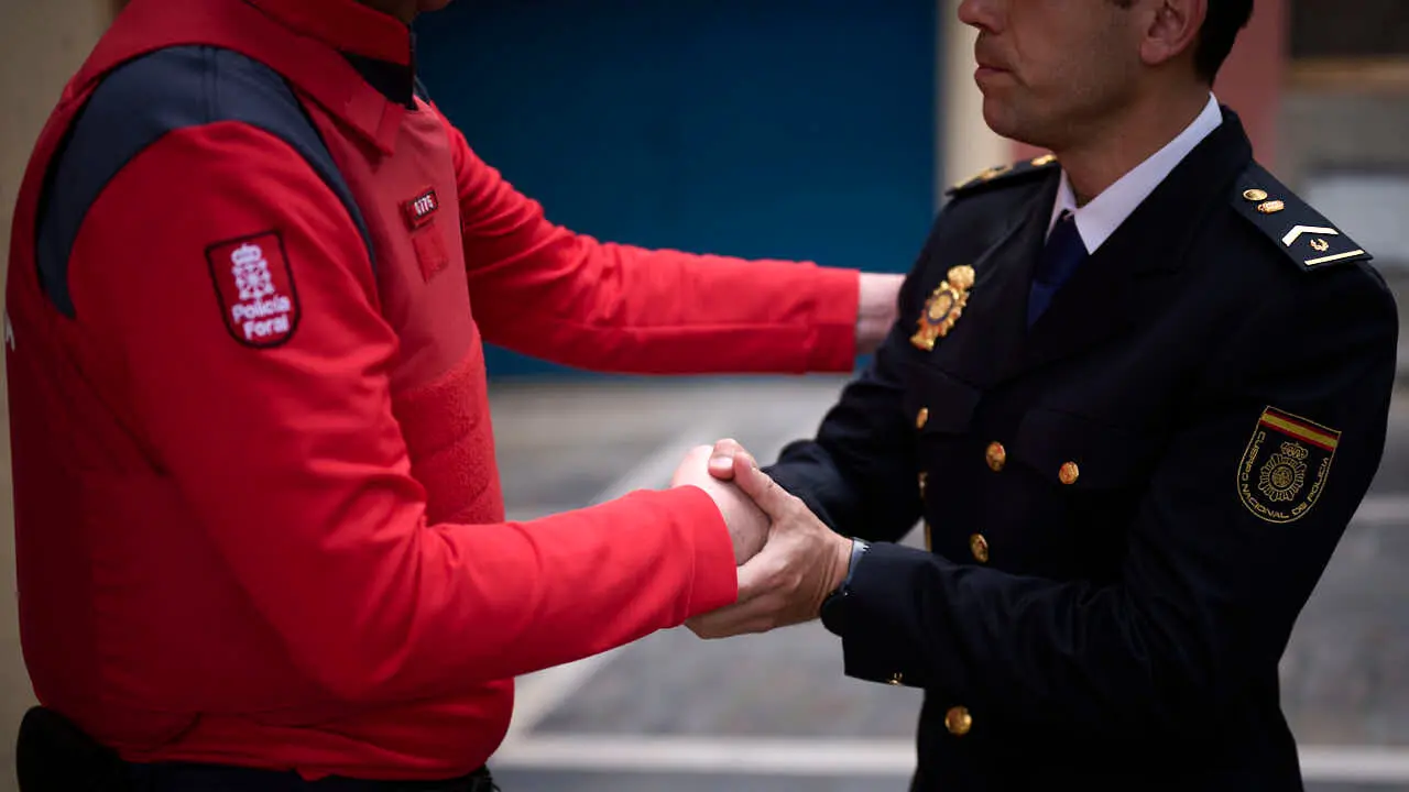 Funeral por los cinco polic&iacute;as forales fallecidos en un accidente de tr&aacute;fico. PABLO LASAOSA