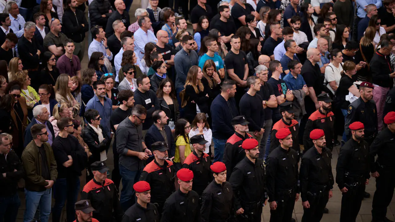 Funeral por los cinco polic&iacute;as forales fallecidos en un accidente de tr&aacute;fico. PABLO LASAOSA