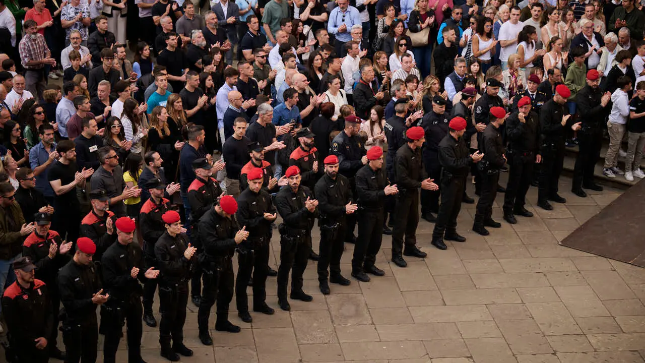 Funeral por los cinco polic&iacute;as forales fallecidos en un accidente de tr&aacute;fico. PABLO LASAOSA