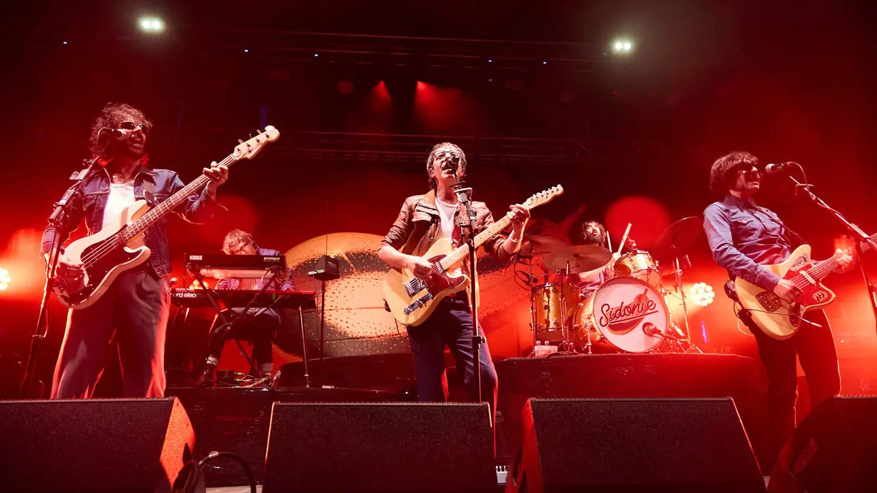 Concierto de Sidonie en el Festival En Vivo en la Ciudadela de Pamplona. I&Ntilde;IGO ALZUGARAY
