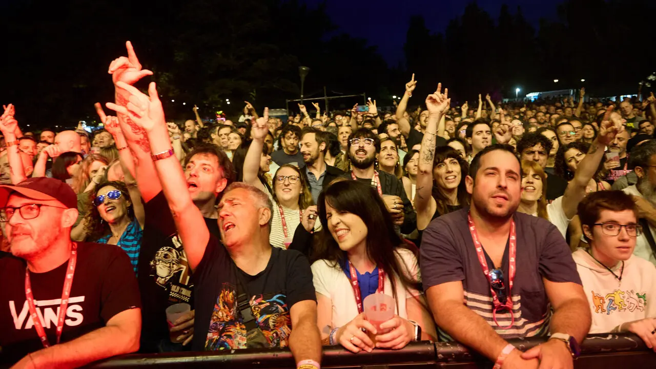 Concierto de Sidonie en el Festival En Vivo en la Ciudadela de Pamplona. I&Ntilde;IGO ALZUGARAY