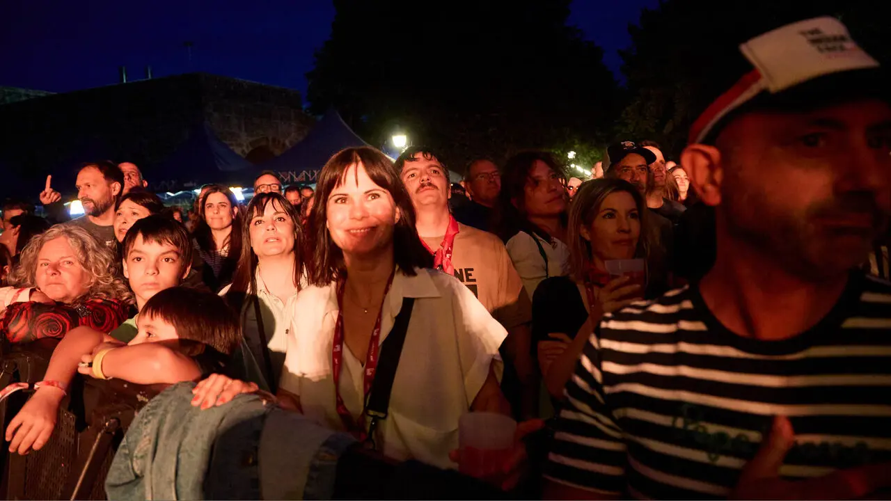 Concierto de Sidonie en el Festival En Vivo en la Ciudadela de Pamplona. I&Ntilde;IGO ALZUGARAY