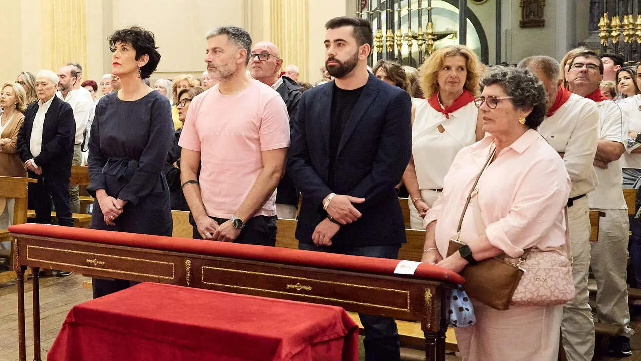 Misa del 6 de junio en la Capilla de San Ferm&iacute;n de la iglesia de San Lorenzo con motivo del sexto pelda&ntilde;o de la escalera sanferminera de 2026. I&Ntilde;IGO ALZUGARAY