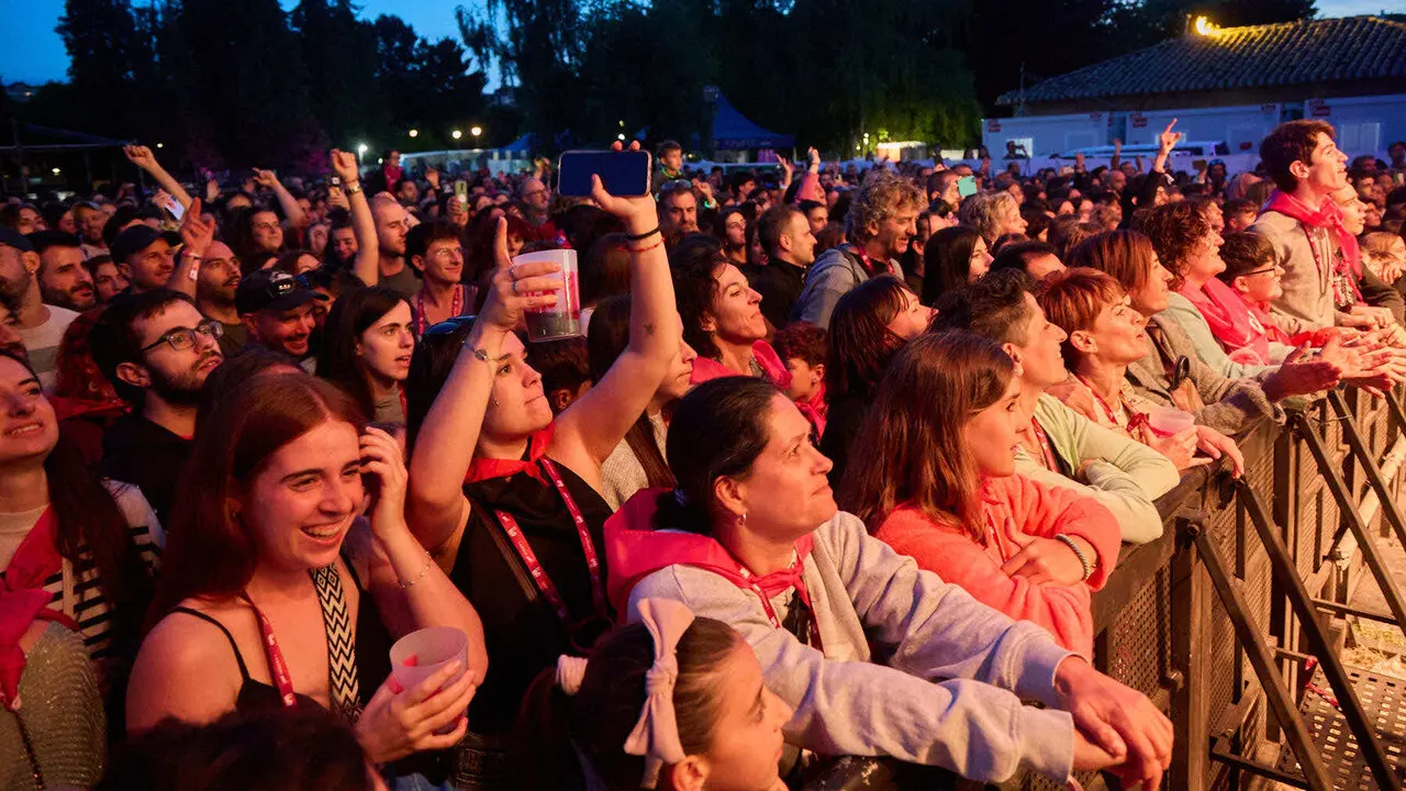 Festival En Vivo en la Ciudadela de Pamplona. I&Ntilde;IGO ALZUGARAY