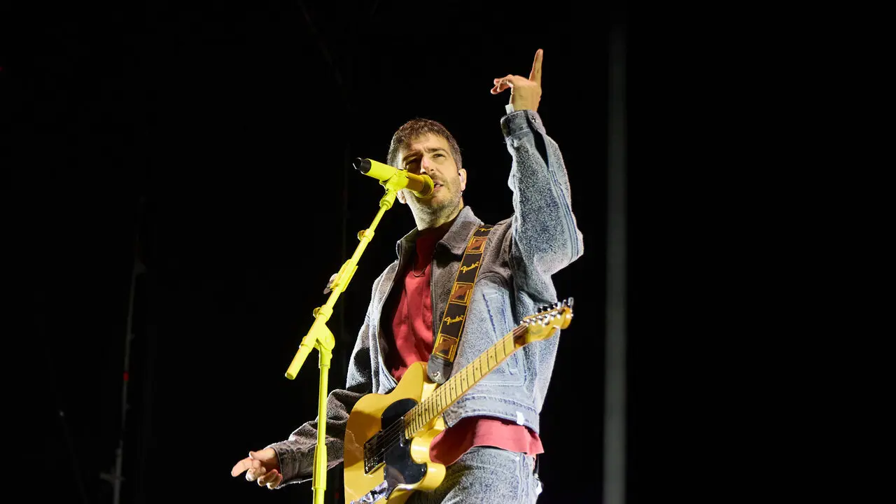 Concierto de En Tol Sarmiento (E.T.S.)  en el Festival En Vivo en la Ciudadela de Pamplona. I&Ntilde;IGO ALZUGARAY