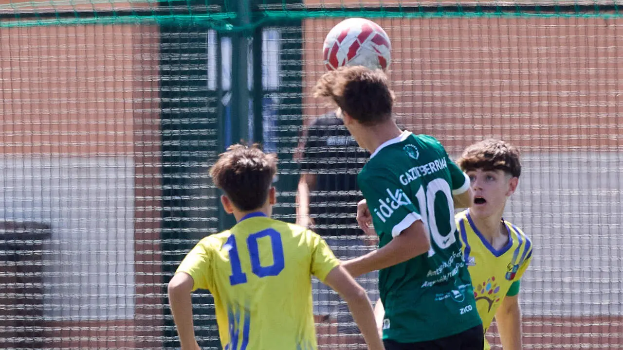 XXXIV edici&oacute;n del Memorial Santi Macaya del colegio Luis Amig&oacute;. I&Ntilde;IGO ALZUGARAY