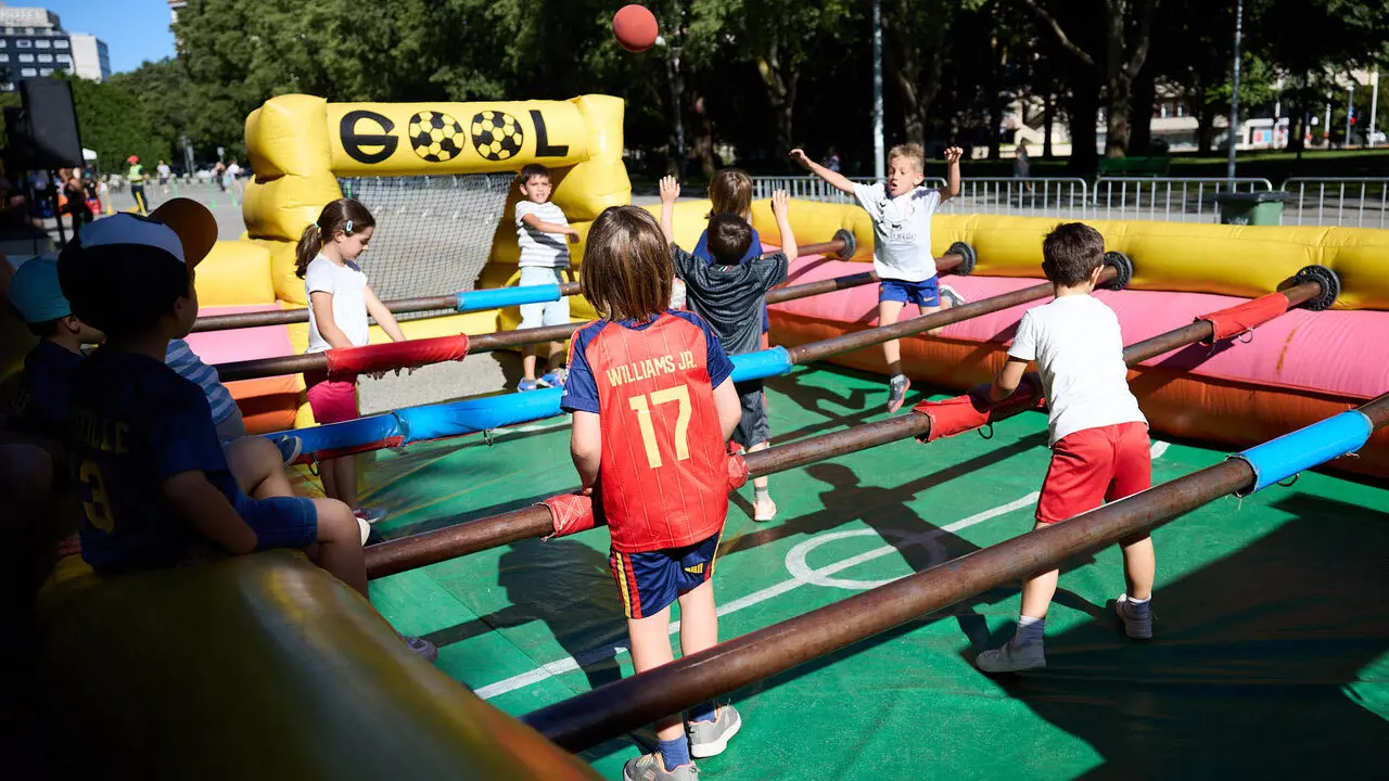 Fiesta del Club Agroalimentario A-UNA, impulsado por UAGN, UCAN y ALINAR, en el Parque Antoniutti de Pamplona. I&Ntilde;IGO ALZUGARAY