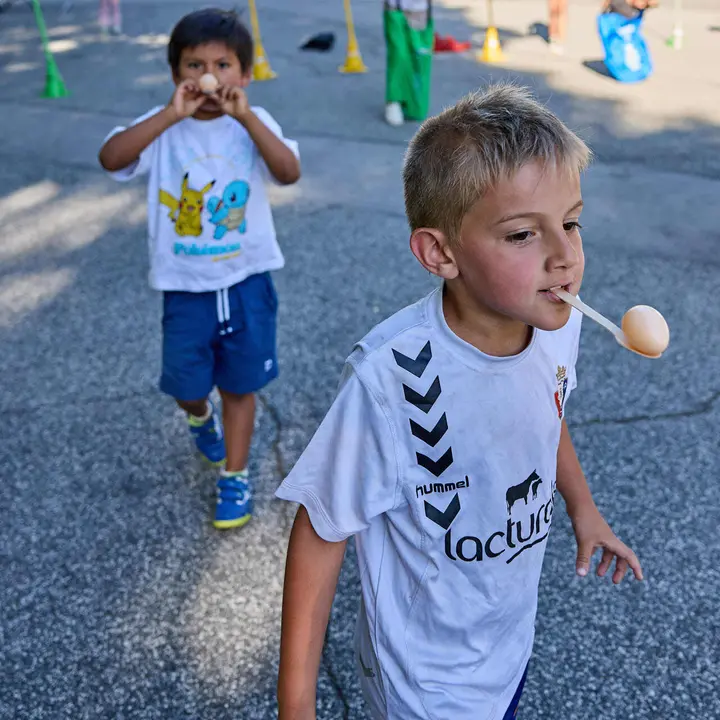Fiesta del Club Agroalimentario A-UNA, impulsado por UAGN, UCAN y ALINAR, en el Parque Antoniutti de Pamplona. I&Ntilde;IGO ALZUGARAY