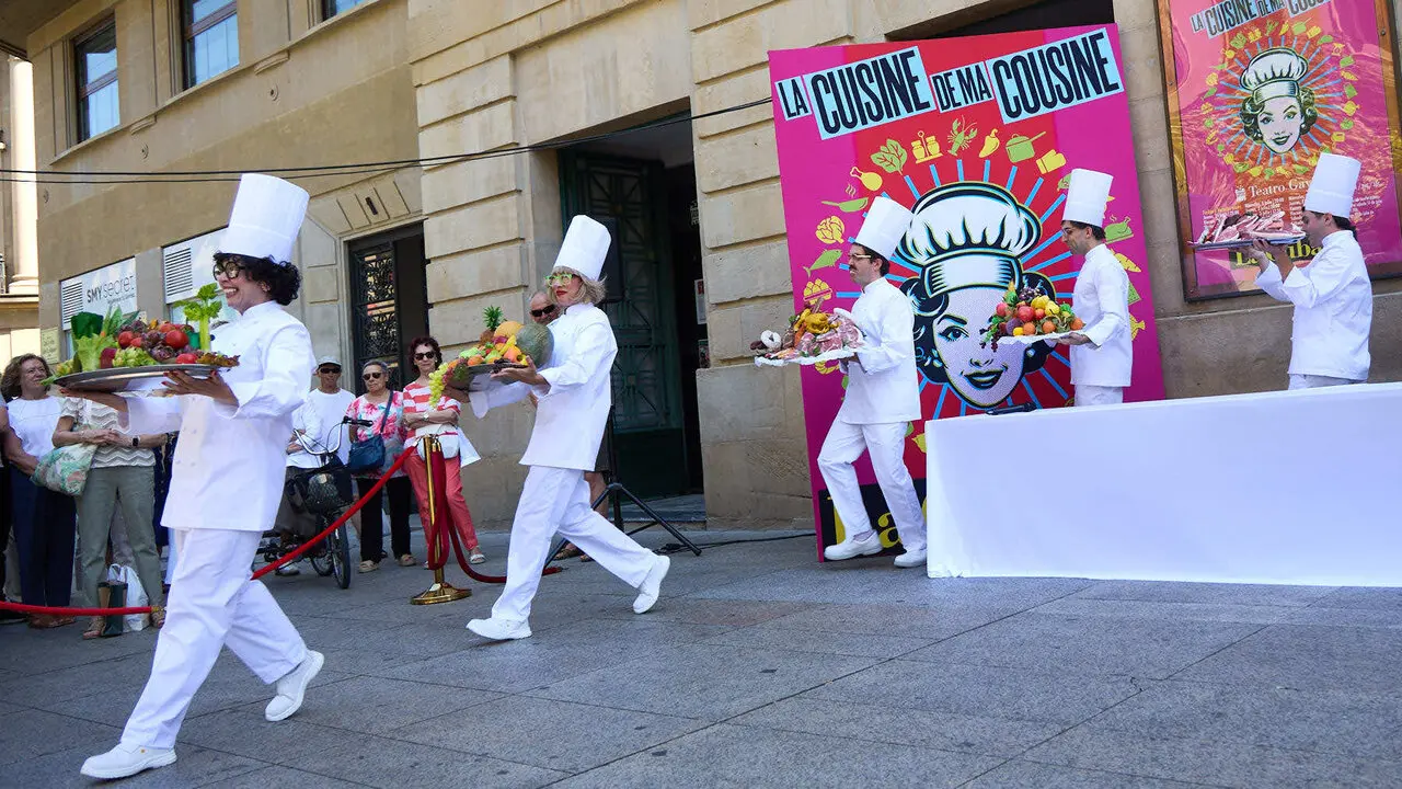 Presentaci&oacute;n del espect&aacute;culo de La Cubana en el Teatro Gayarre de Pamplona. I&Ntilde;IGO ALZUGARAY
