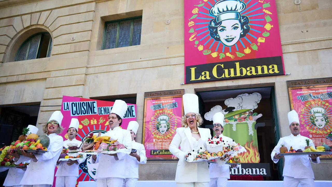 Presentaci&oacute;n del espect&aacute;culo de La Cubana en el Teatro Gayarre de Pamplona. I&Ntilde;IGO ALZUGARAY