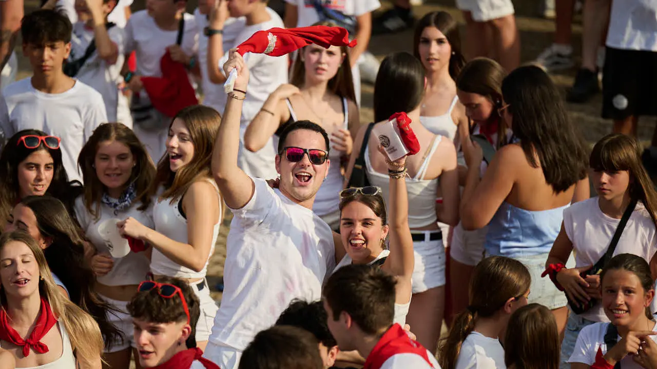 Comienzo de las fiestas de Bara&ntilde;ain 2026. PABLO LASAOSA