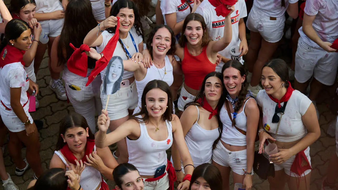 Comienzo de las fiestas de Bara&ntilde;ain 2026. PABLO LASAOSA