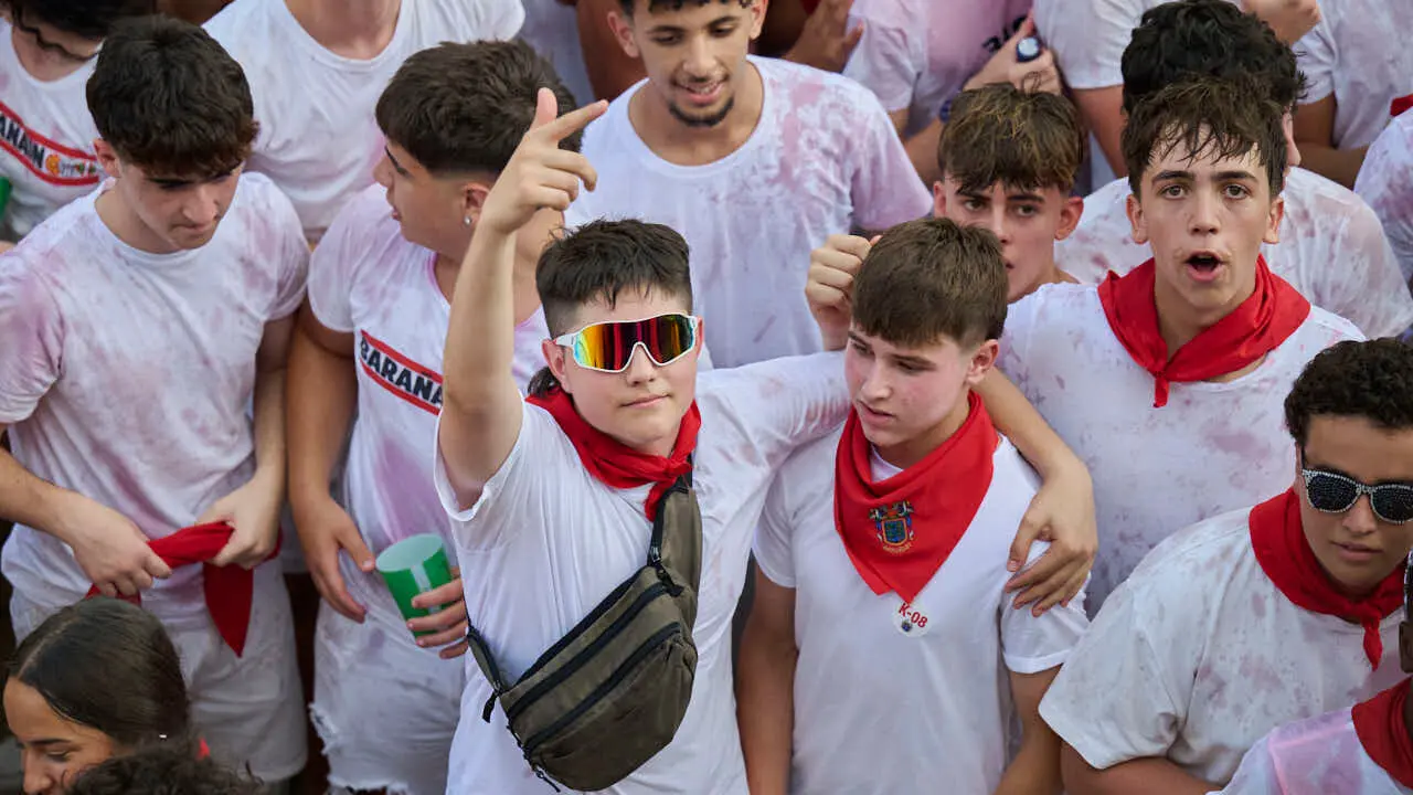 Comienzo de las fiestas de Bara&ntilde;ain 2026. PABLO LASAOSA