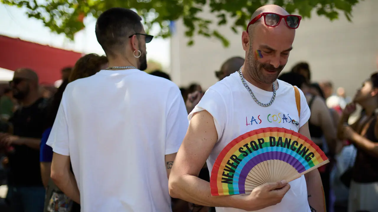 Manifestaci&oacute;n convocada por la plataforma 28J con motivo del D&iacute;a Internacional del Orgullo LGTBI+ en Pamplona. I&Ntilde;IGO ALZUGARAY