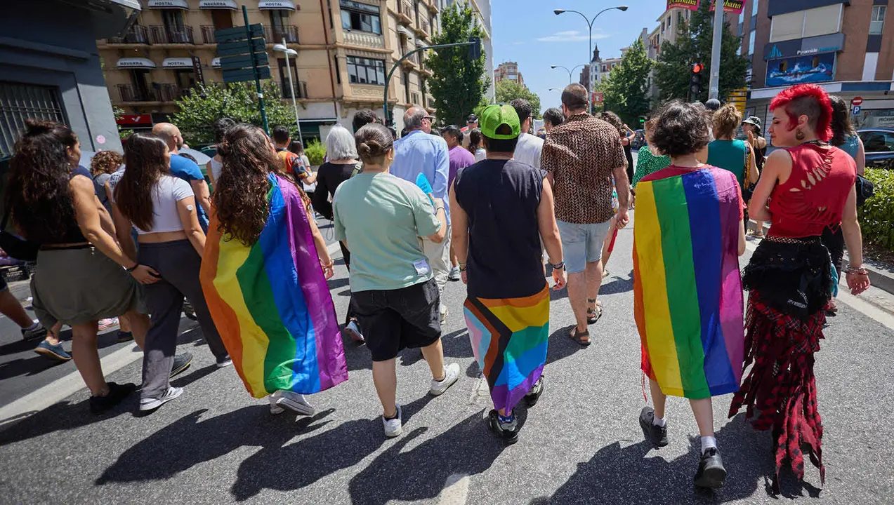 Manifestaci&oacute;n convocada por la plataforma 28J con motivo del D&iacute;a Internacional del Orgullo LGTBI+ en Pamplona. I&Ntilde;IGO ALZUGARAY